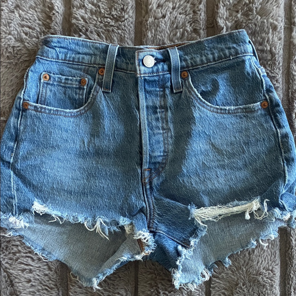 Levi’s 501 shorts